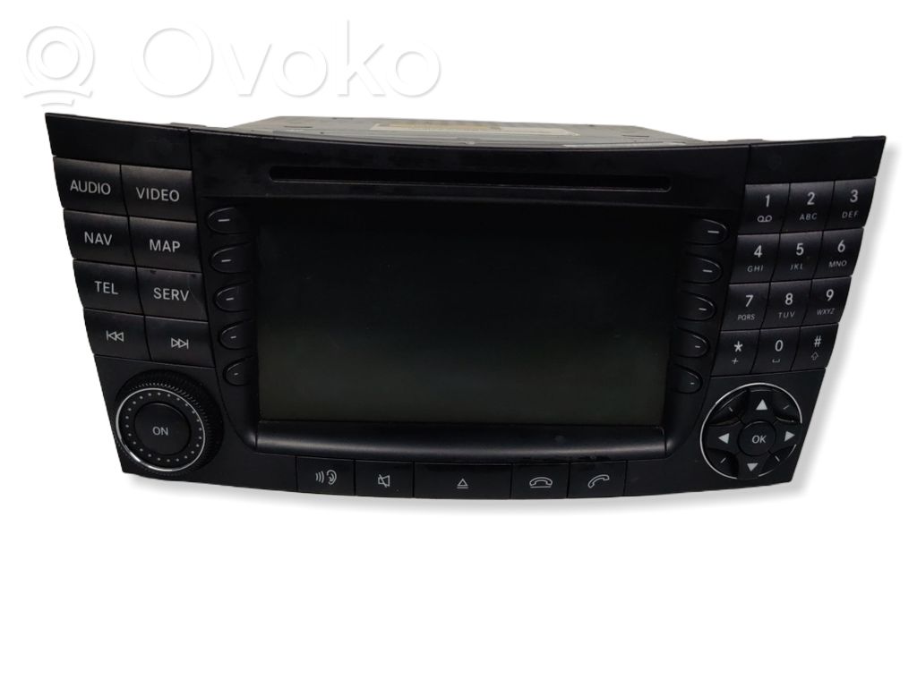 Mercedes-Benz E W211 Unité principale radio / CD / DVD / GPS 