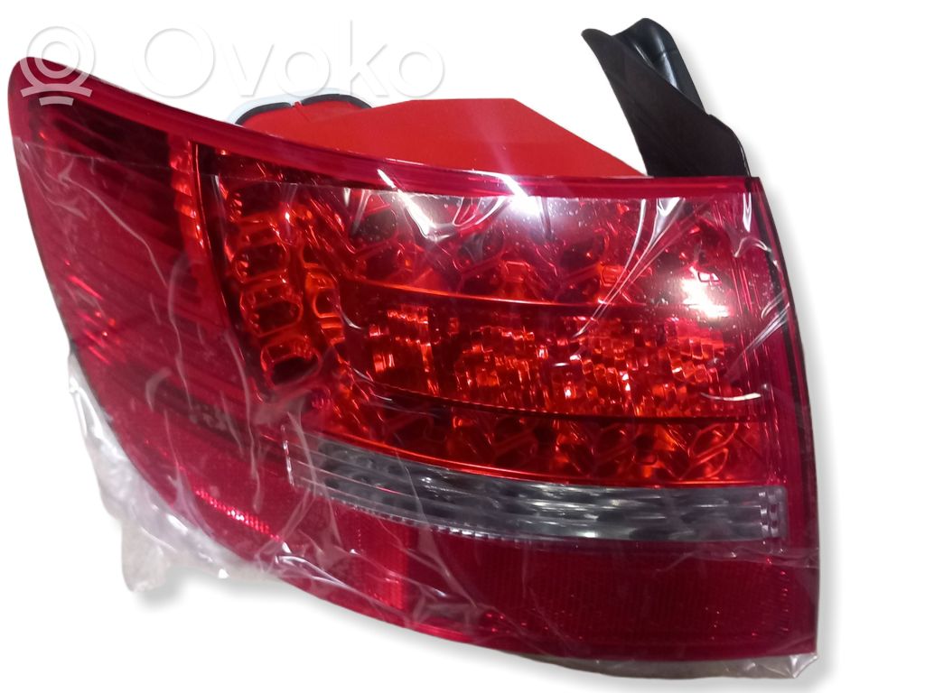Audi A6 S6 C6 4F Lampă spate în caroserie 