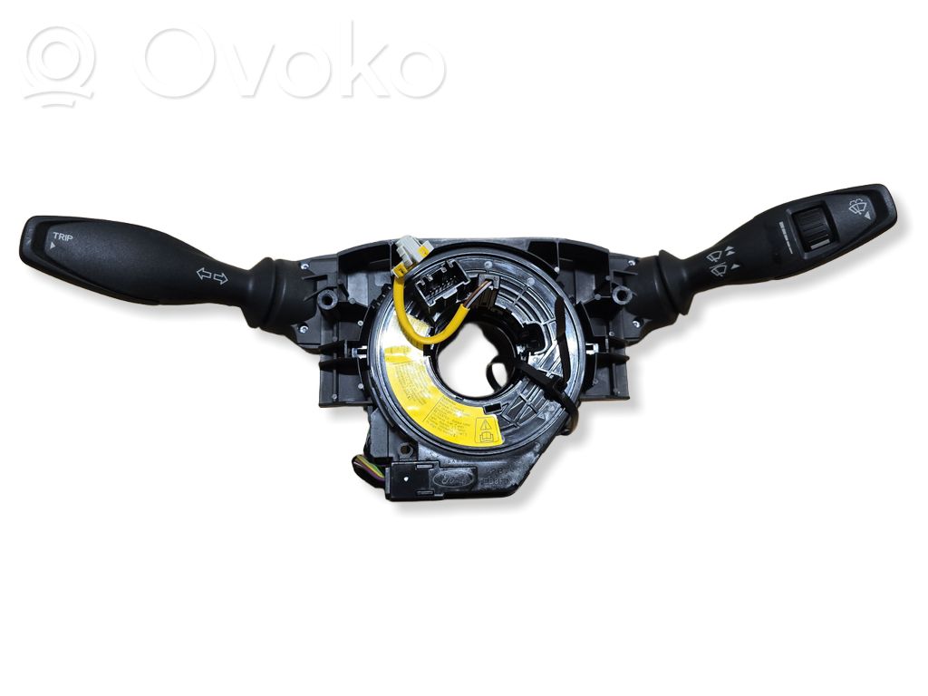 Ford Fiesta Commodo, commande essuie-glace/phare 