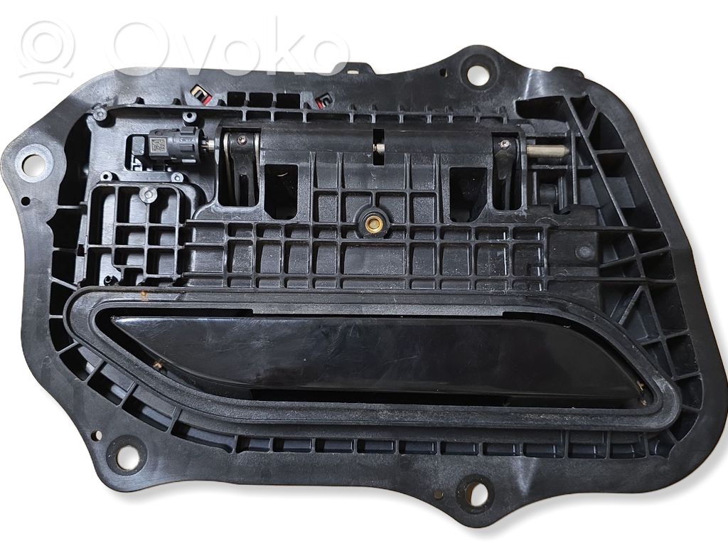 Tesla Model S Manecilla externa puerta delantera 