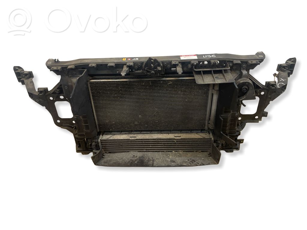 Radiatora komplekts   25310G4200,25380G4200,J7W090675,1A0635786,210105AD1,25304G4290,25385F3000,A20883557,A20941219