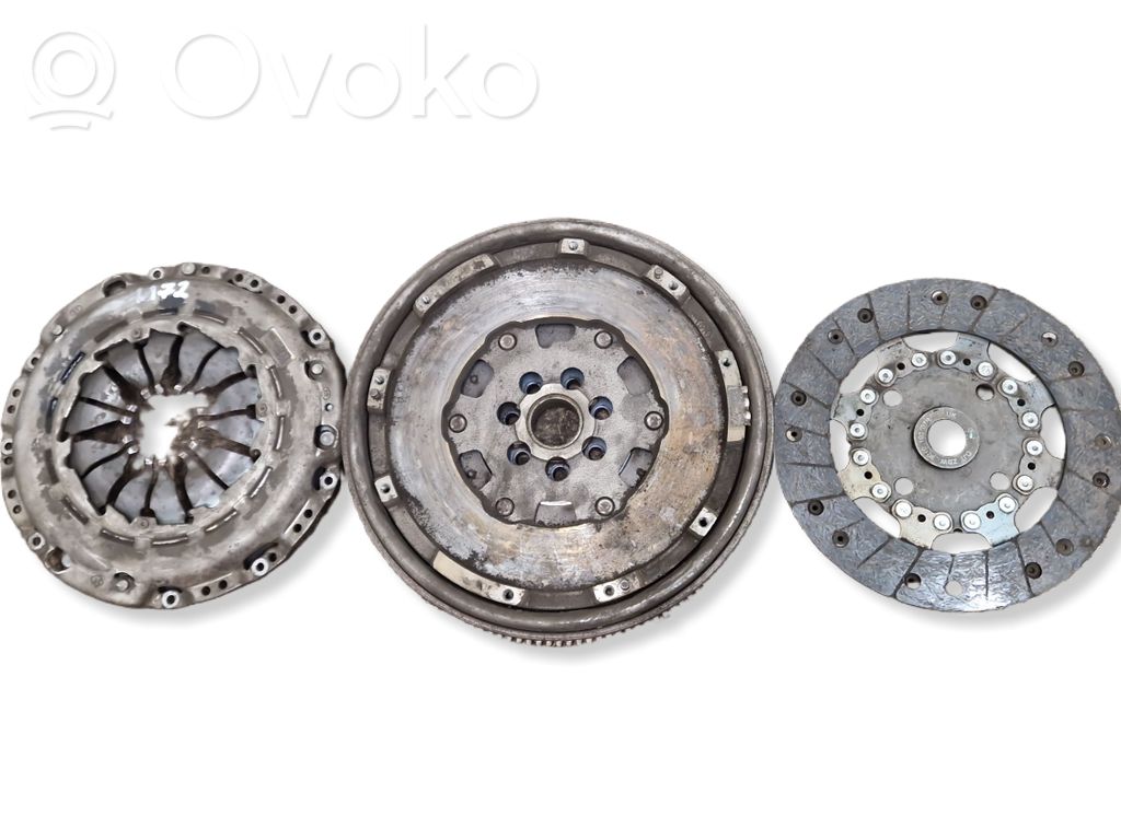 Nissan Qashqai Sprzęgło / Komplet 