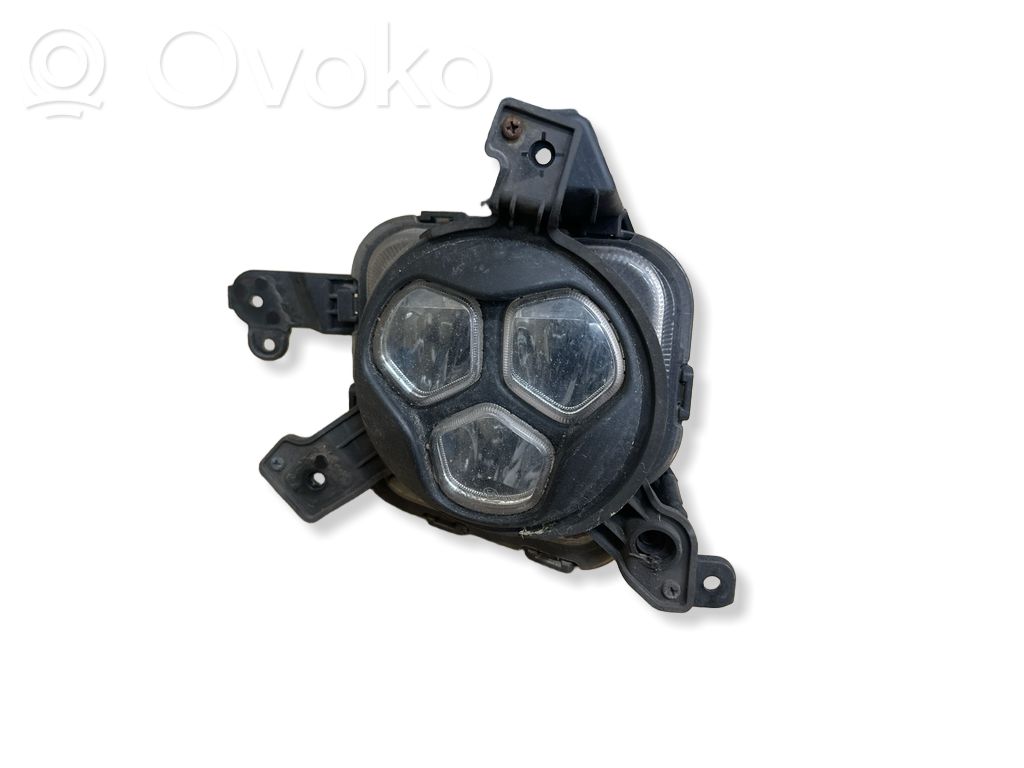 Front fog light   92202D41