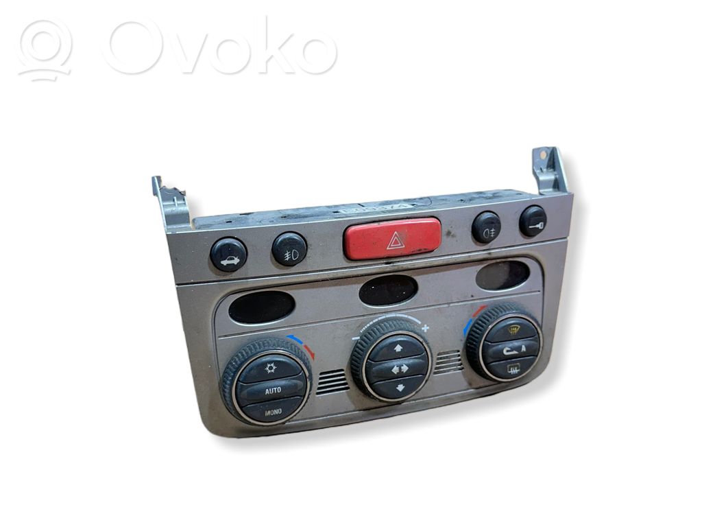 Alfa Romeo 147 Climate control unit 
