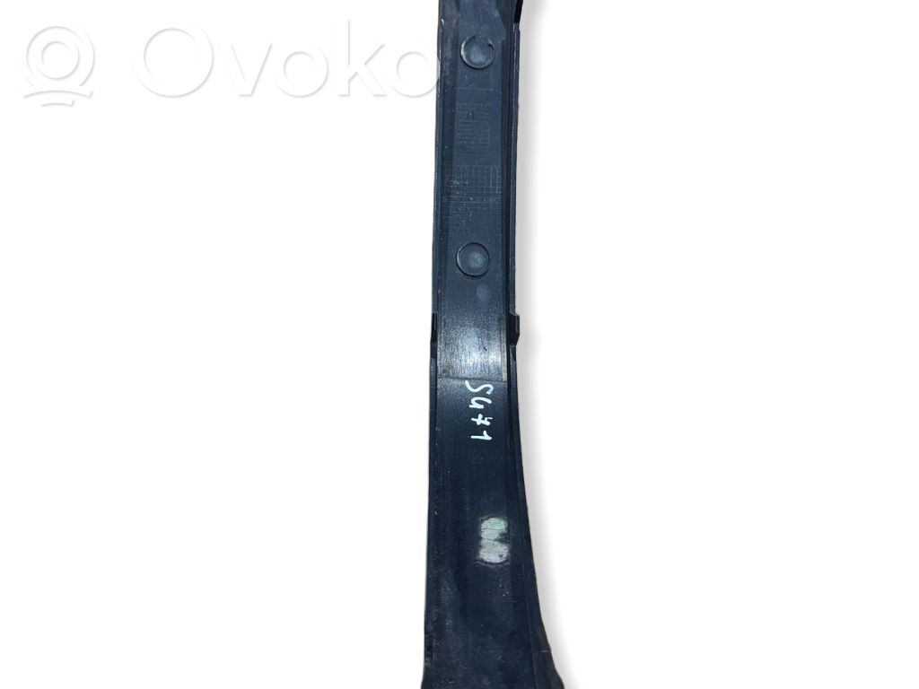 BMW 7 E65 E66 Ornament bară spate 