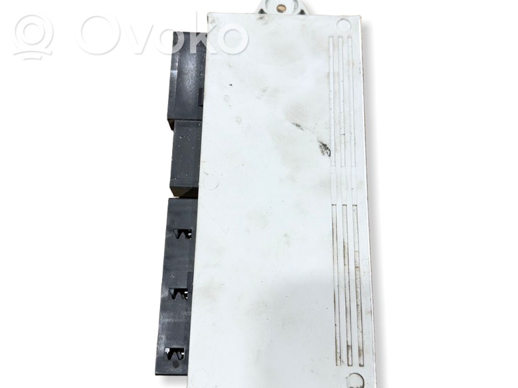 BMW 3 E90 E91 Seat control module 
