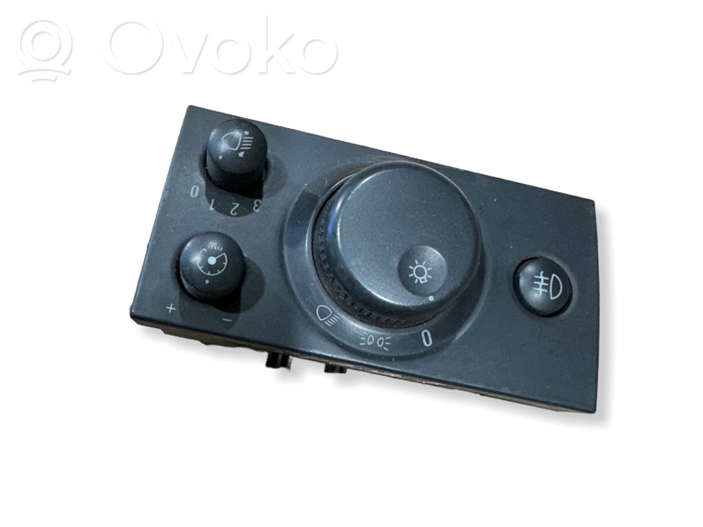 Light switch   13229538,0376,LK04060063