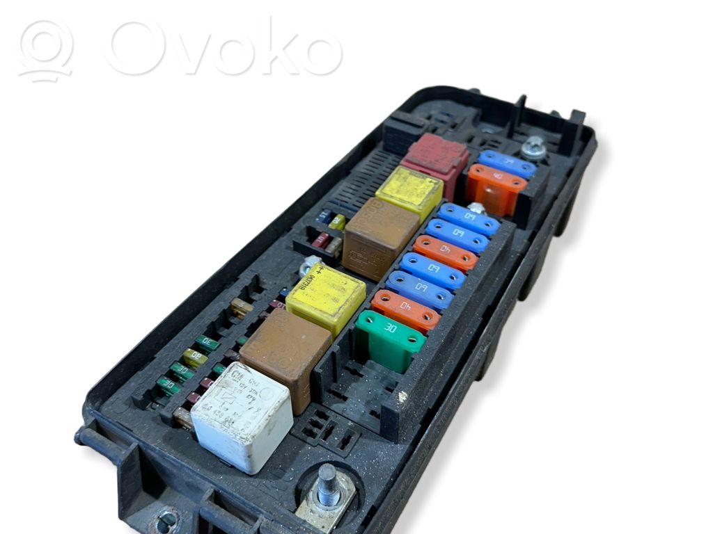 Opel Vectra C Módulo de fusible 