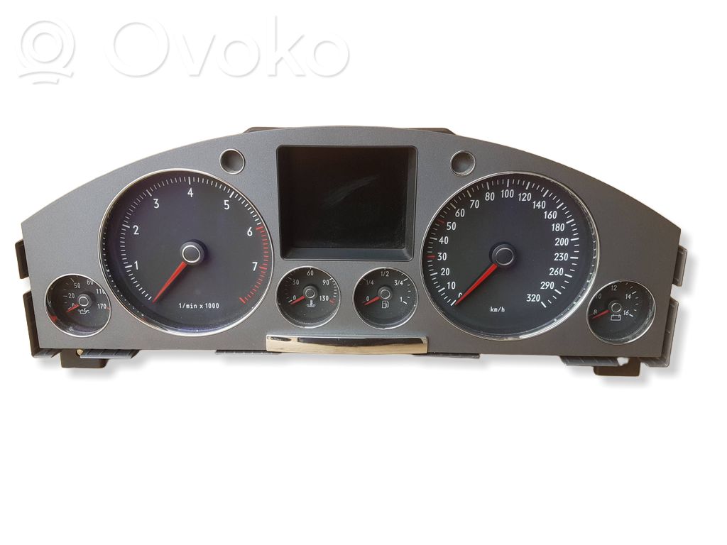 Volkswagen Phaeton Speedometer (instrument cluster) 