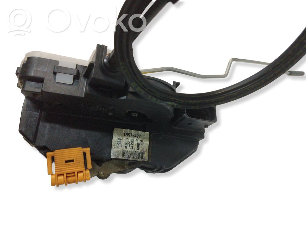 Opel Insignia A Front door lock 