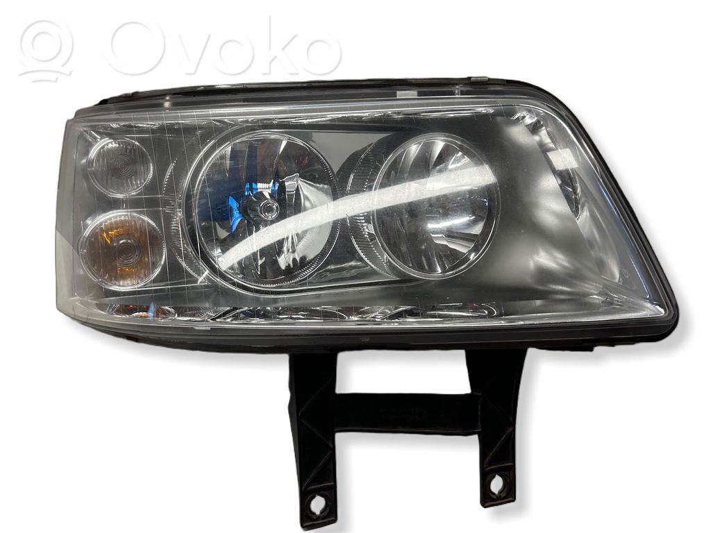Volkswagen Transporter - Caravelle T5 Lampa przednia 