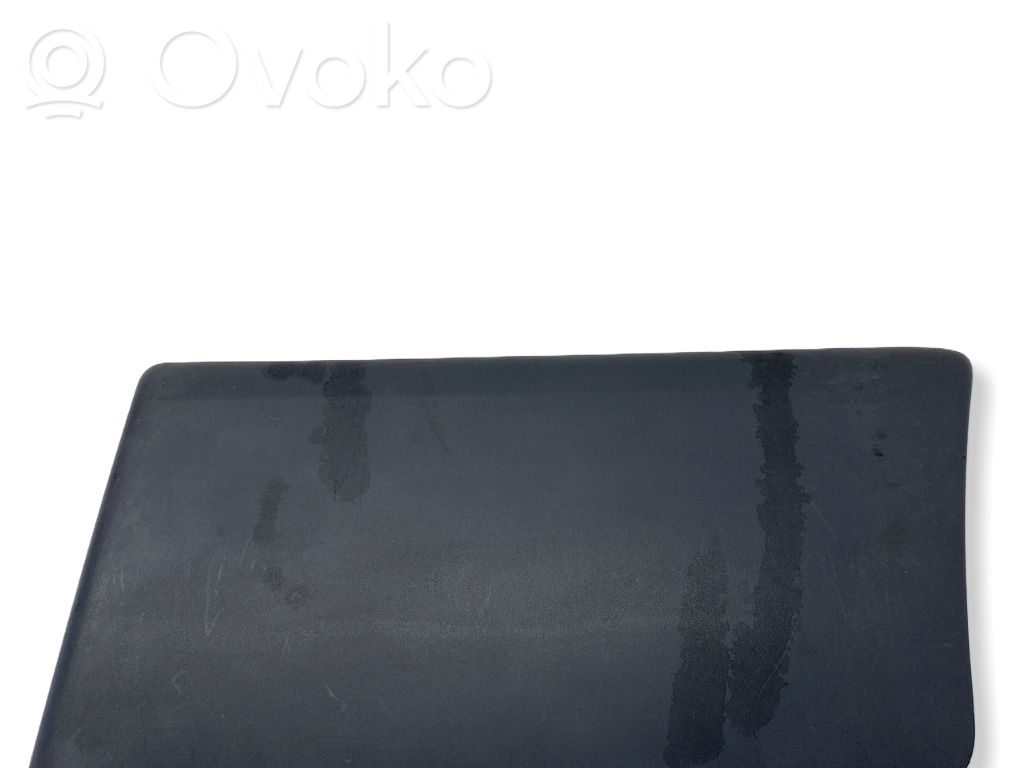 Opel Vivaro Listwa drzwi tylnych samochodów dostawczych 