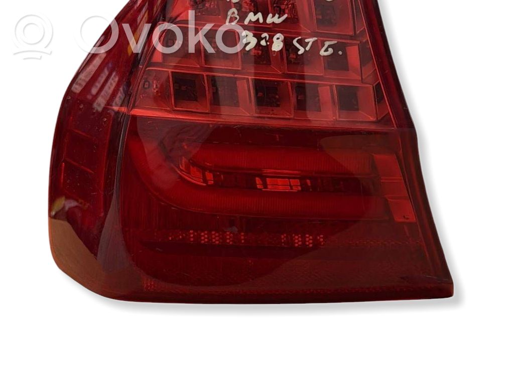 Rear/tail lights   4871737