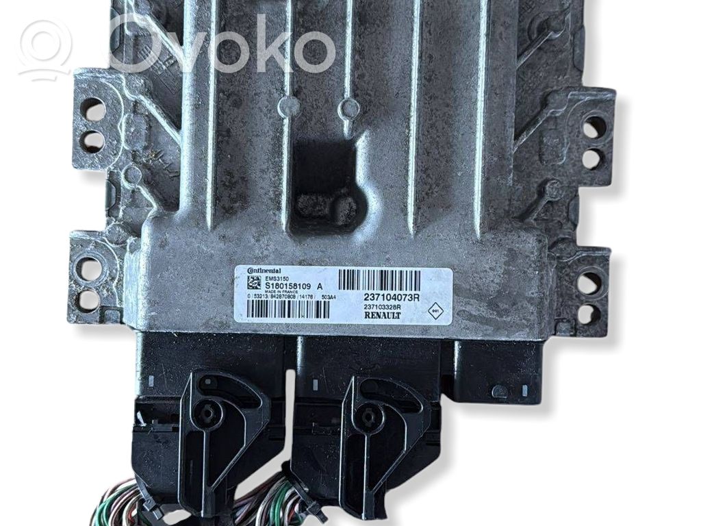 Renault Megane III Engine control unit/module 