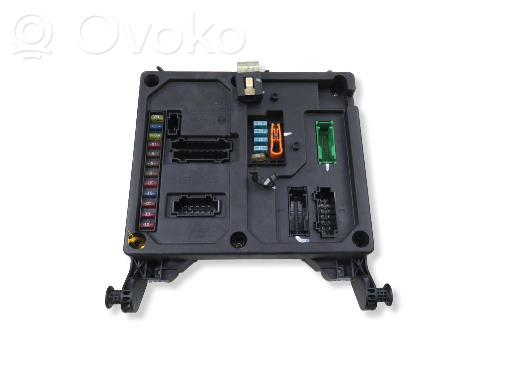 Volkswagen Sharan Central body control module 