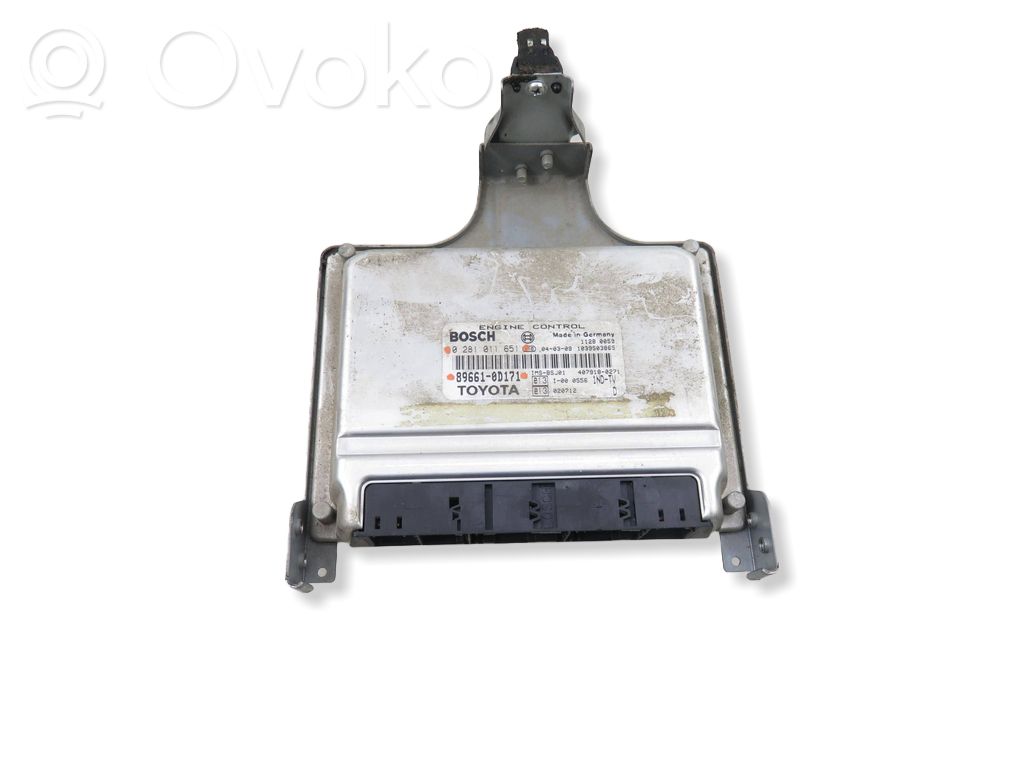 Toyota Yaris Engine control unit/module 