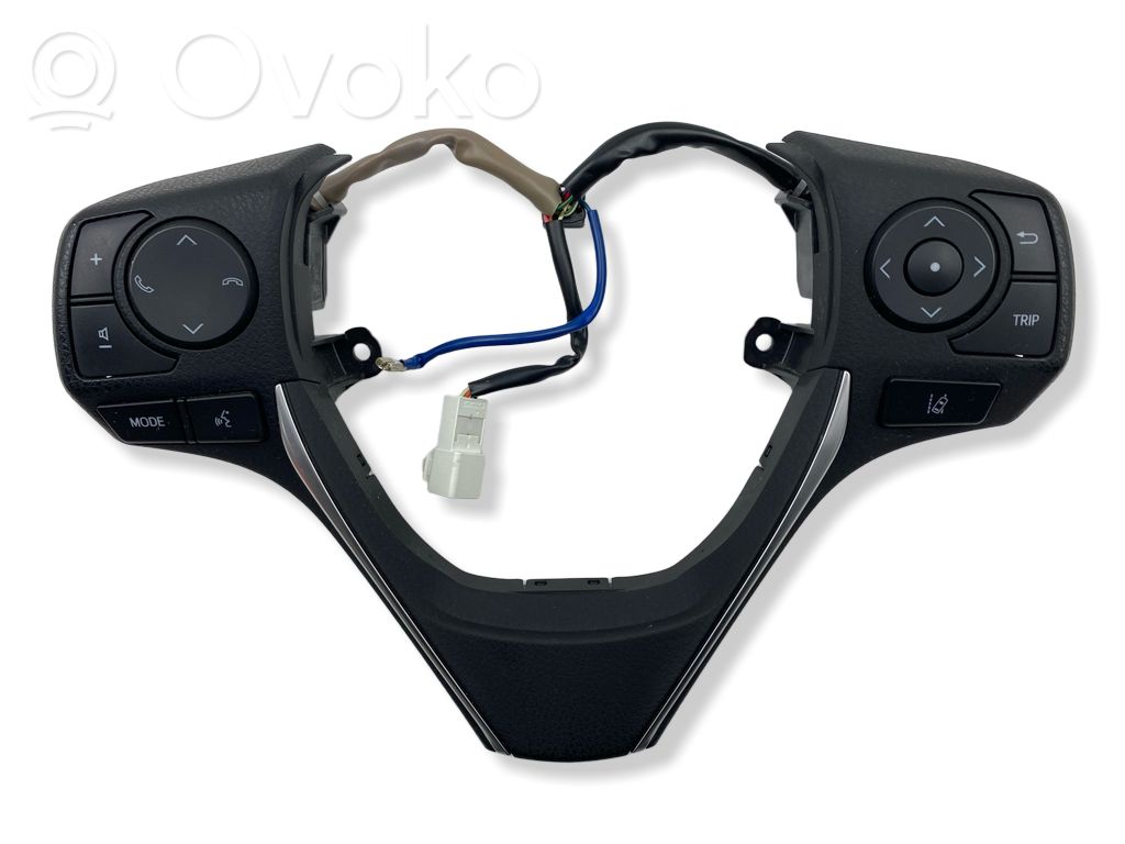 Toyota Auris E180 Interruptores/botones de la columna de dirección 
