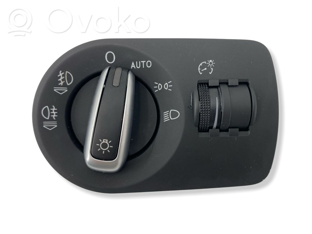 Audi Q3 8U Light switch 