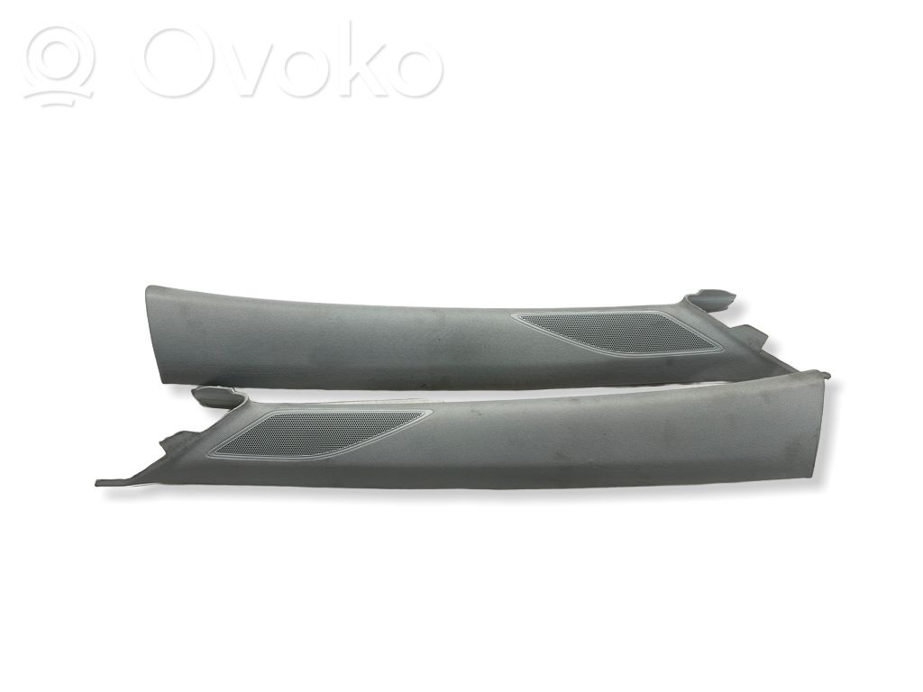 Osłona słupka szyby przedniej / A   5G0867234,5G0867233,5960237
