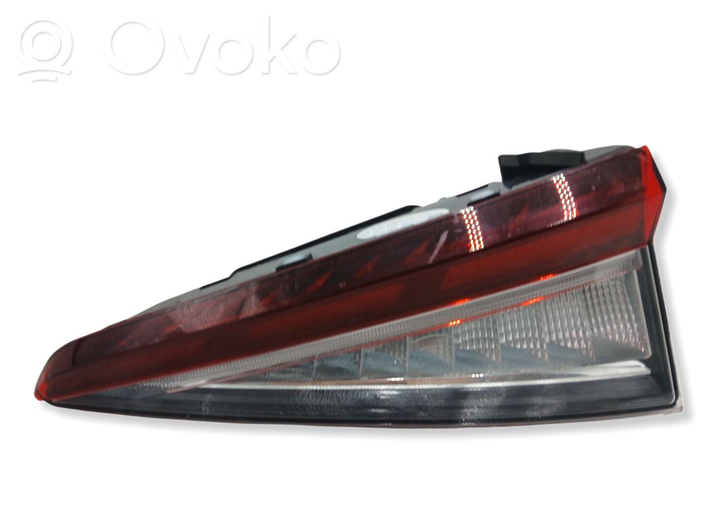 Skoda Enyaq iV Lampy tylnej klapy bagażnika 