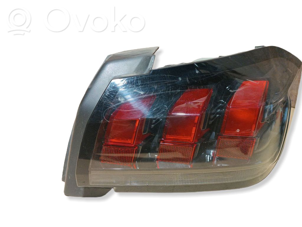 Peugeot 208 II Lampa tylna 