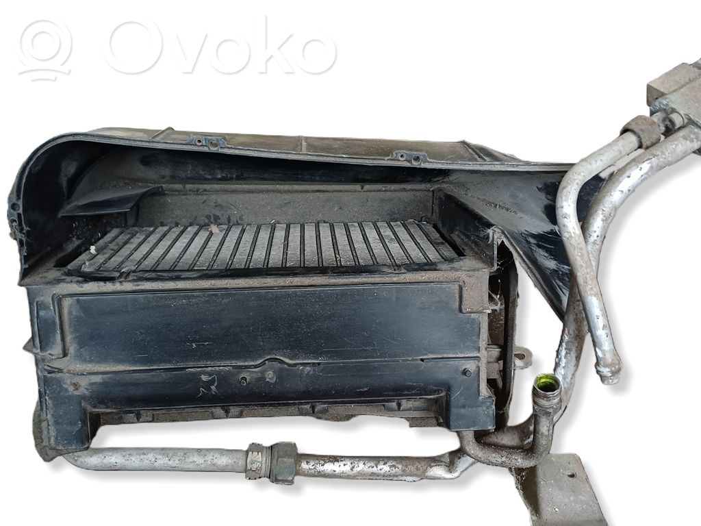 Alfa Romeo 166 Obudowa nagrzewnicy 