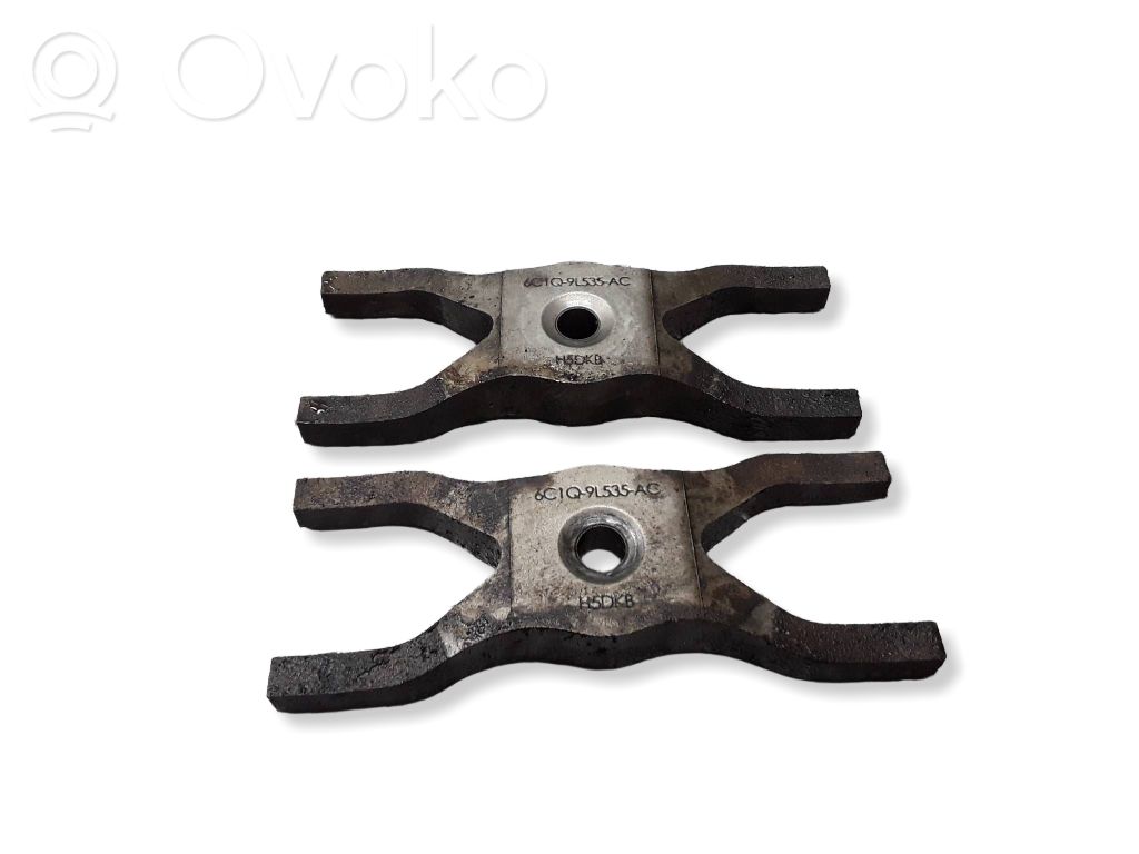 Abrazadera del inyector de combustible   6C1Q9L535AC