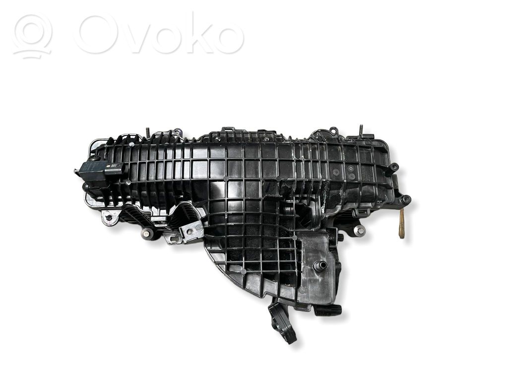 Volvo XC40 Colector de admisión 