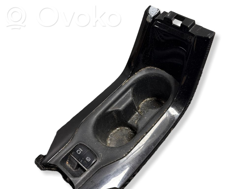 Toyota Corolla E210 E21 Mukiteline edessä 