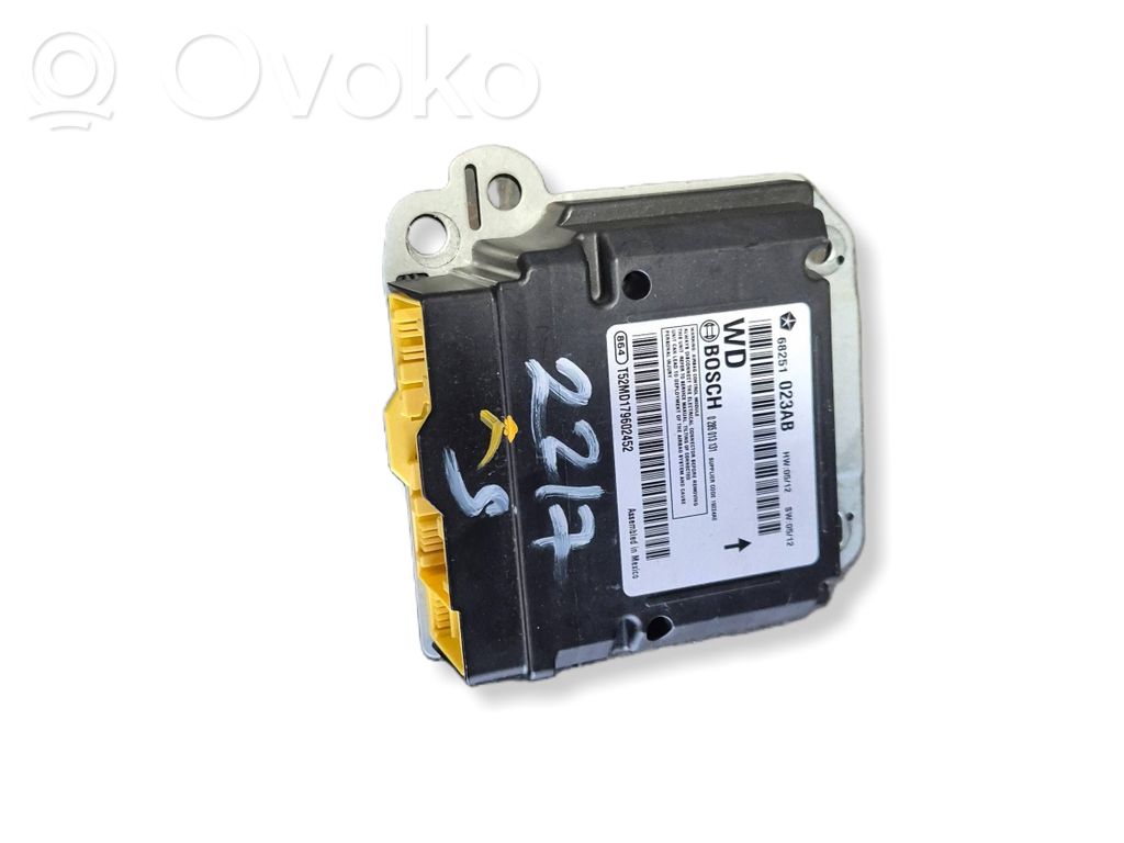 Dodge Durango III Airbag control unit/module 