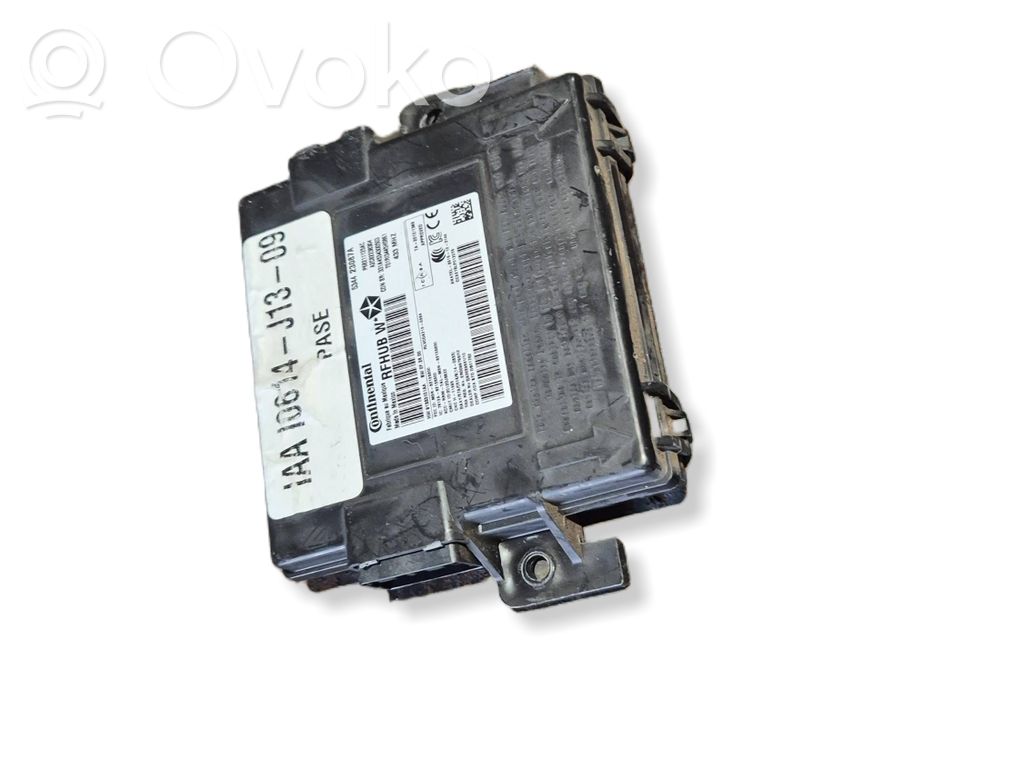 Other control units/modules   68211125AC