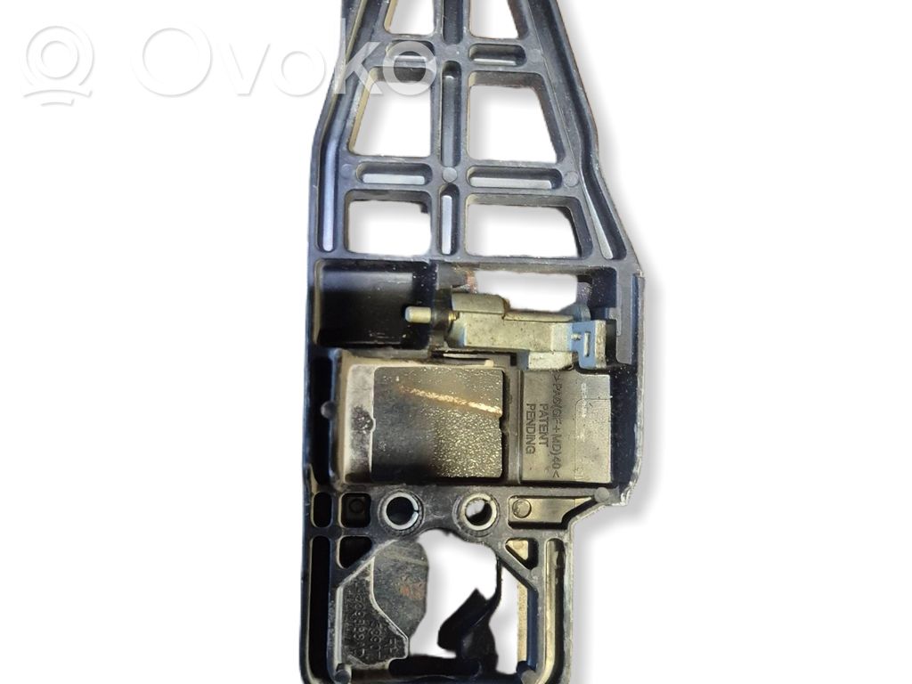 Etuoven ulkokahva   04589888AD