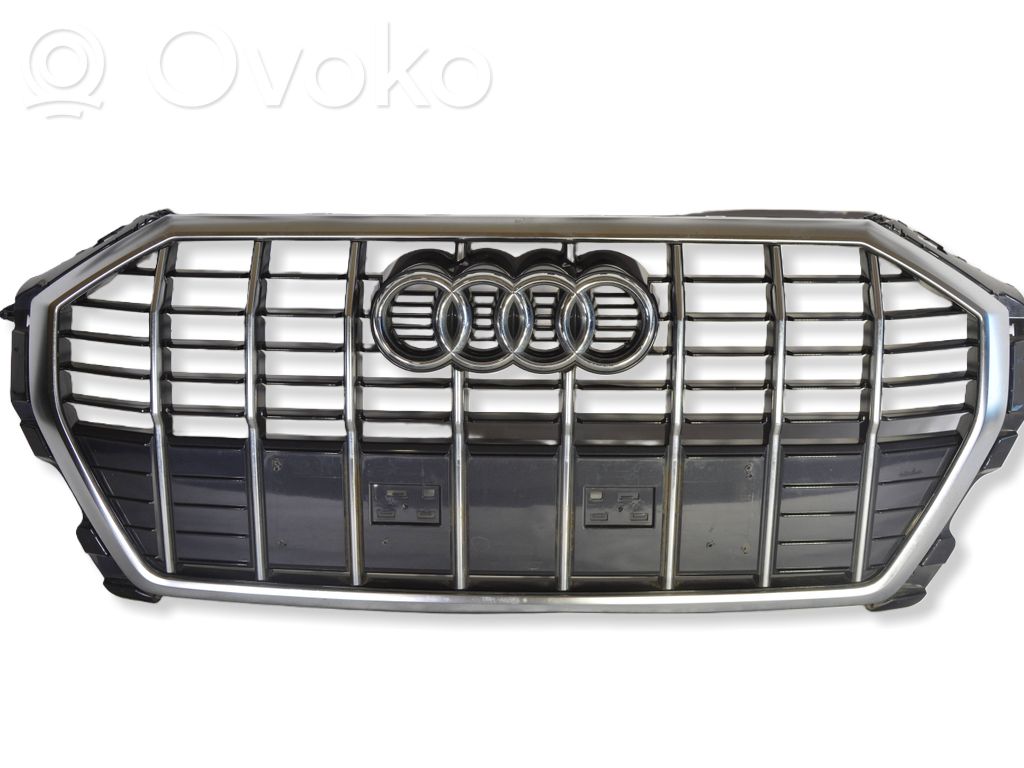 Audi Q3 F3 Maskownica / Grill / Atrapa górna chłodnicy 