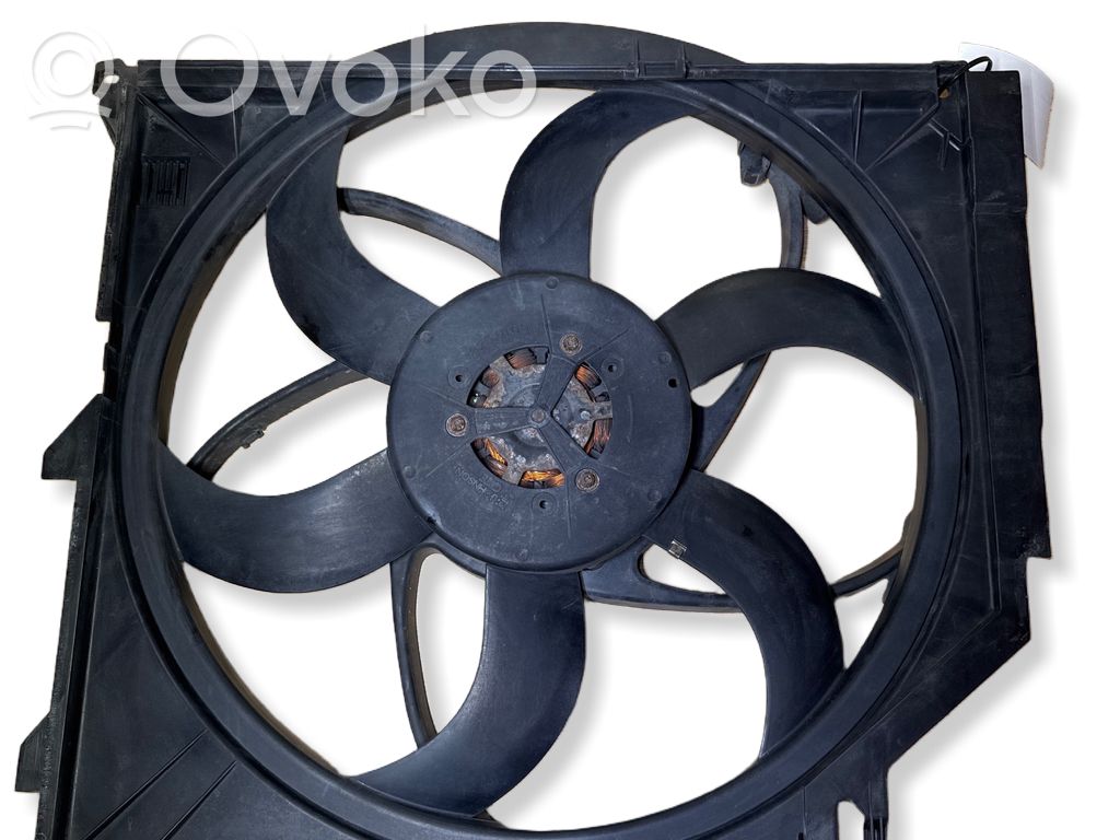 BMW Z4 E85 E86 Elektrisks radiatoru ventilators 