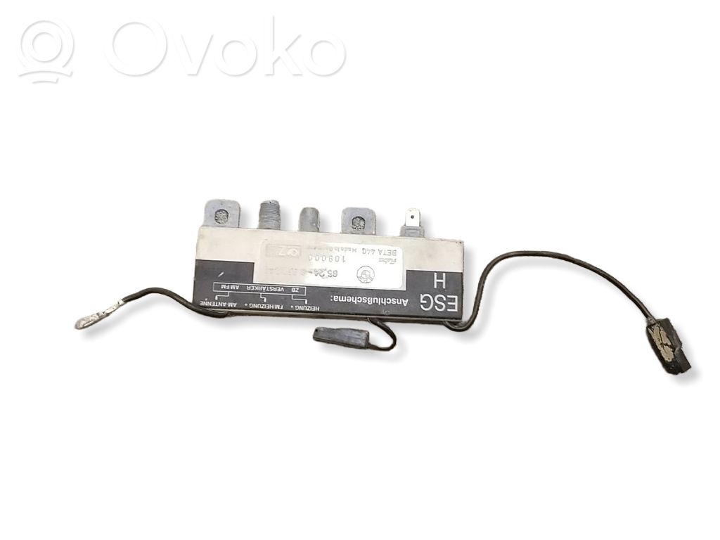 BMW 5 E34 Antenna control unit 