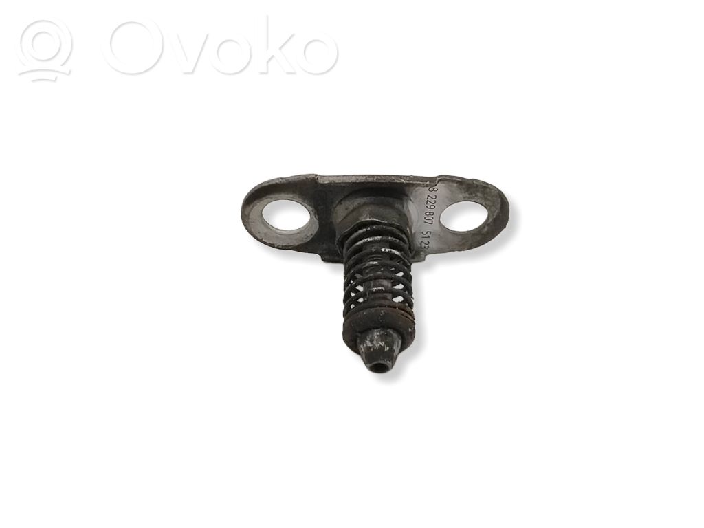 Engine bonnet/hood lock/latch loop/hook   8229807