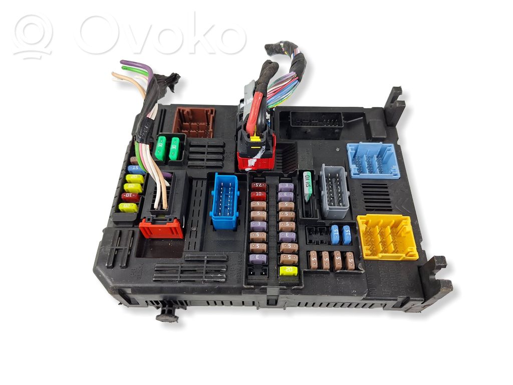 Opel Corsa F Fuse box set 