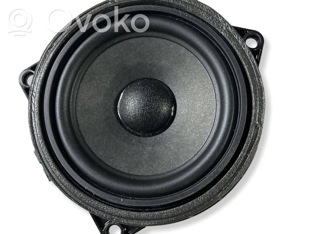 BMW 4 G22 G23 G24 G26 Etuoven kaiutin 