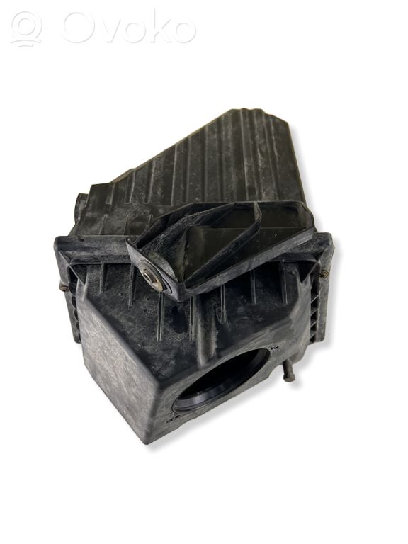 Land Rover Discovery Sport Air filter box 