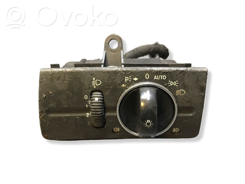 Mercedes-Benz E W211 Light switch 