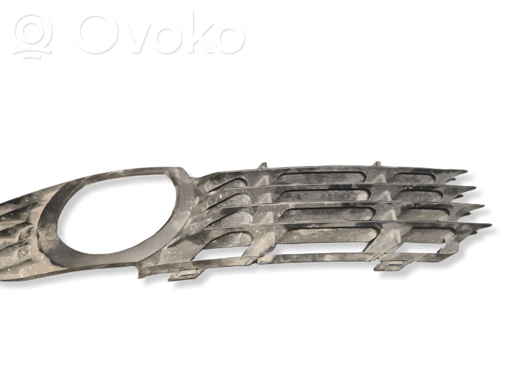 Audi A8 S8 D3 4E Front bumper lower grill 