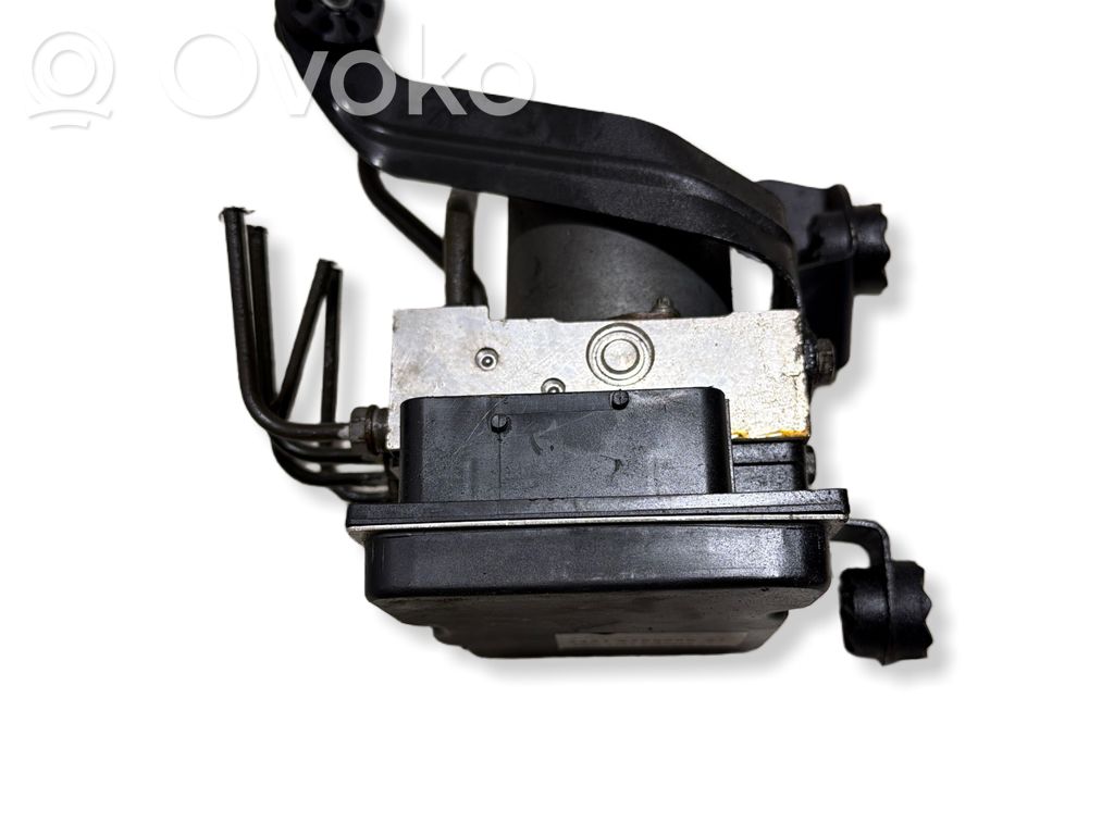 ABS-pumppu   6768686,6768688