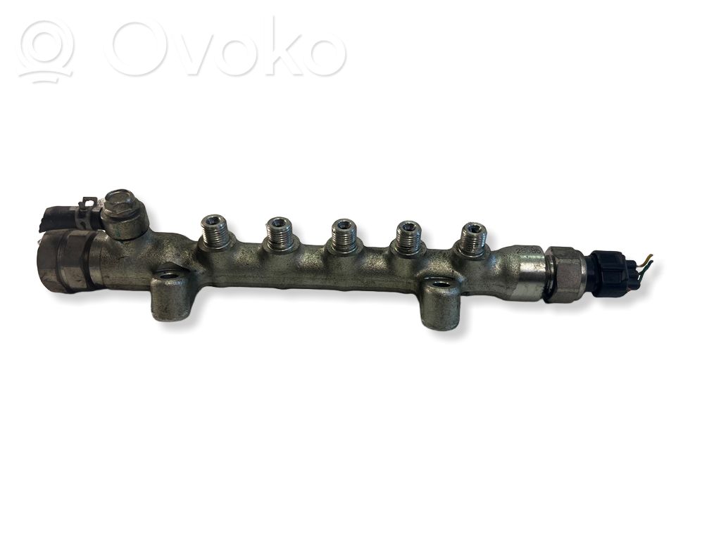 Mazda 6 Tuyau de conduite principale de carburant 