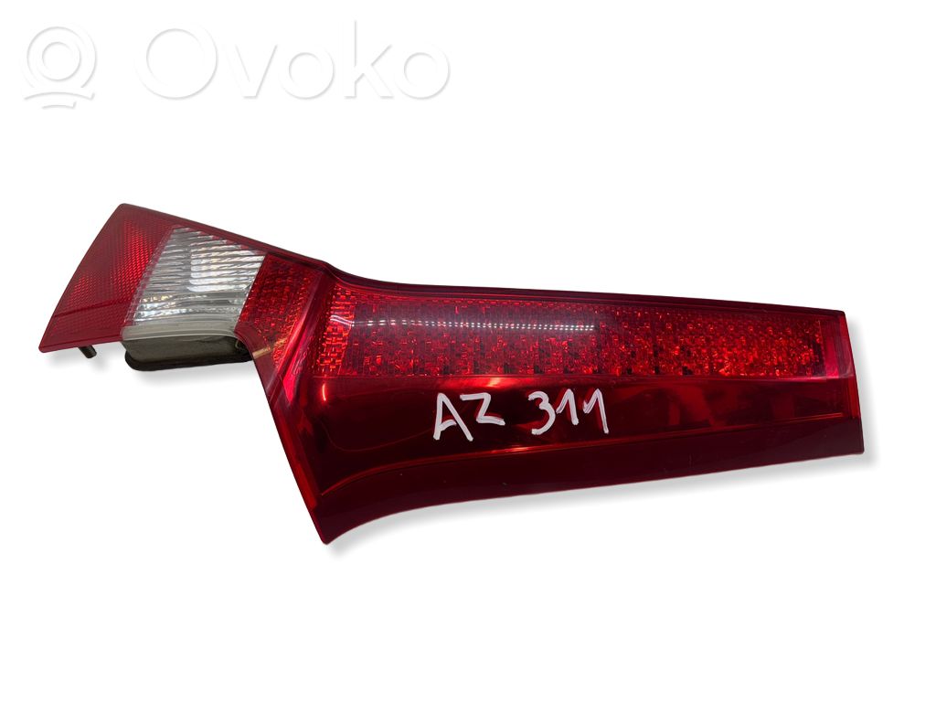 Volvo V70 Tailgate rear/tail lights 