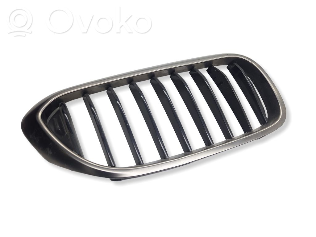 Atrapa chłodnicy / Grill   7390866,7390864