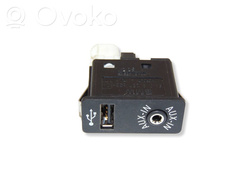 AUX in-socket connector   84109237653,9237653