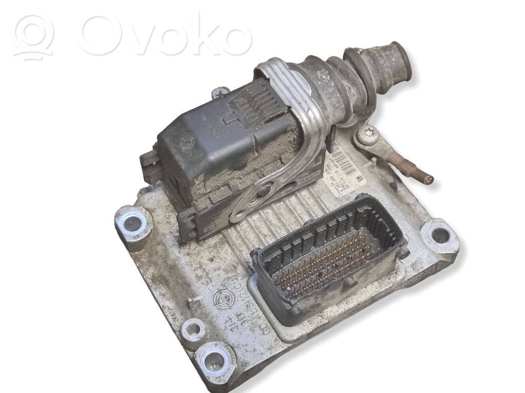 Opel Corsa C Engine control unit/module 