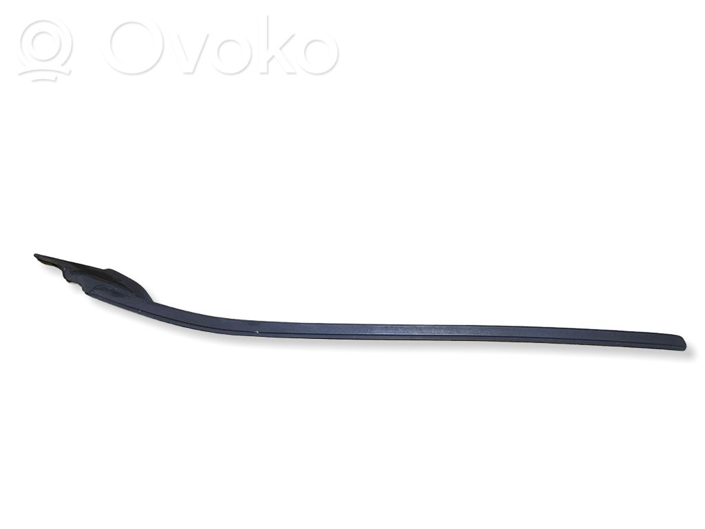 Volvo V40 Cross country Windshield trim 