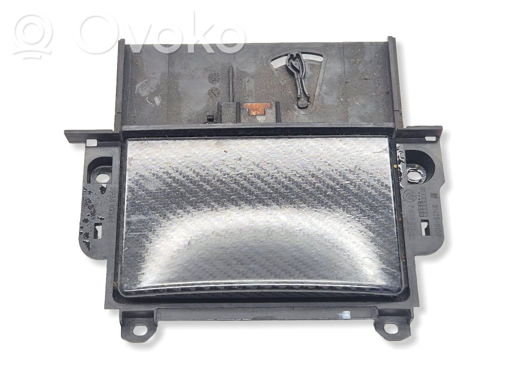 BMW 5 E60 E61 Pelnutrauks 