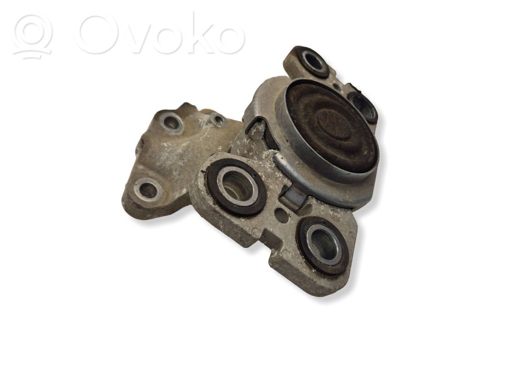 Engine mount bracket   31401308,31401744